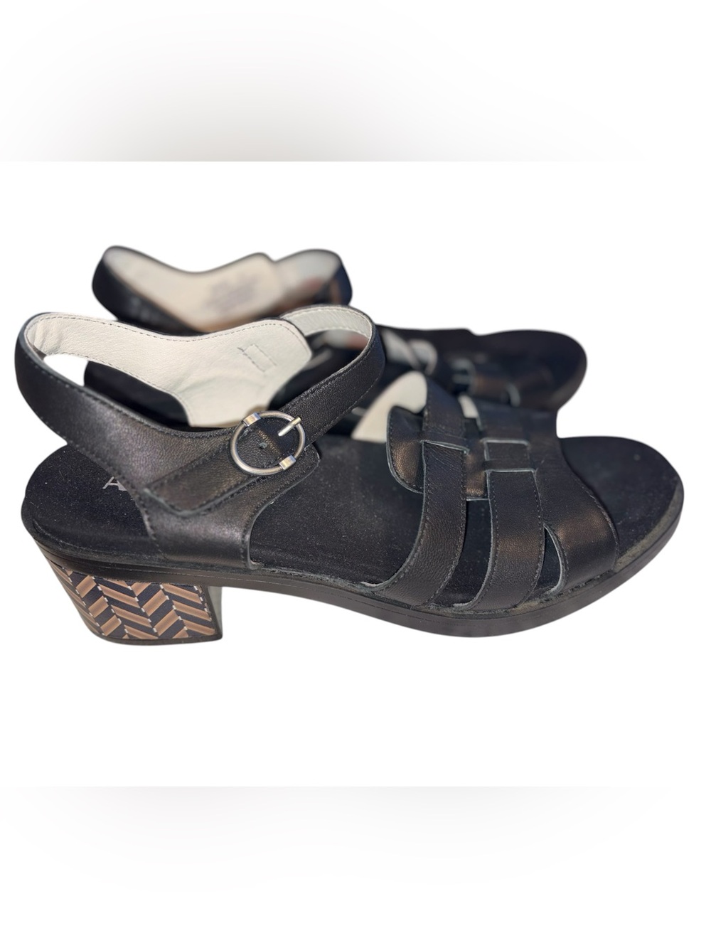 Algeria Tasia Block Heel Sandal size 42 Leather